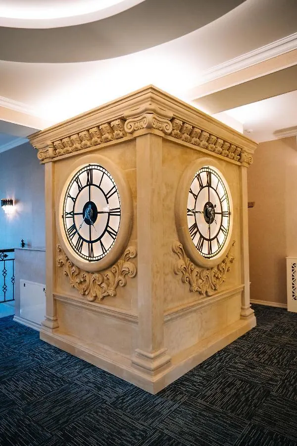 The Clocktower Hotel باكو