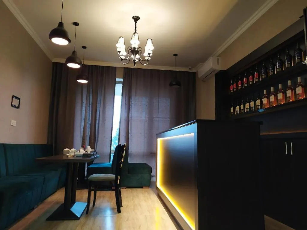 The Clocktower Hotel باكو